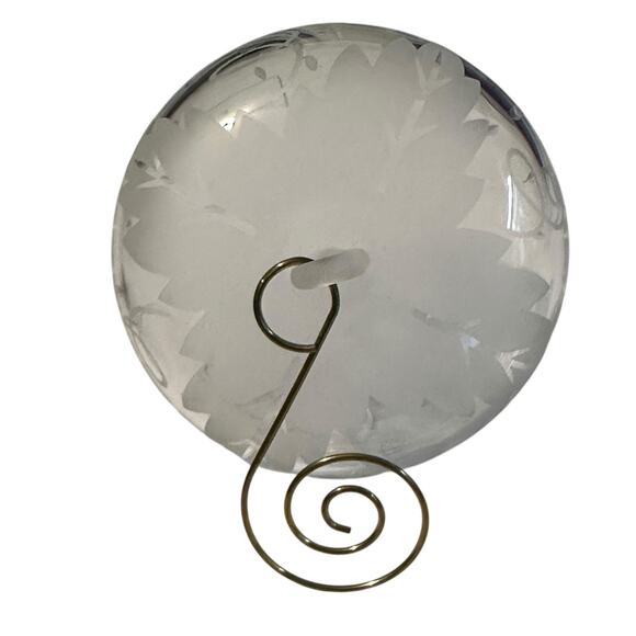 William Yeoward Etched Crystal Glass Strawberry Christmas Ornament New With Box - Picture 4 of 4